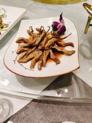 -鑫淼餐饮娱乐中心(江东街店)