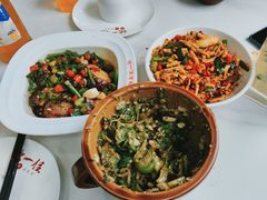 -独一佳老胡湘菜馆(矿山路店)
