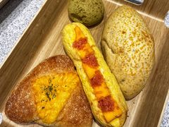 咸蛋黄芋泥包-喜茶(无锡荟聚中心店)