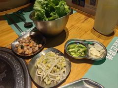 -唯成•韩国炭火烤肉 유성고기