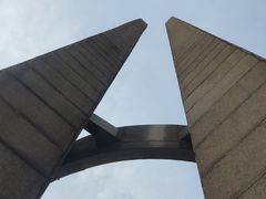 -唐山抗震纪念碑广场