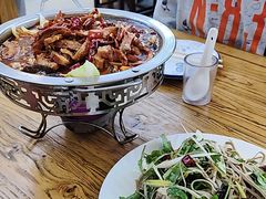 -溢心园香河肉饼总店