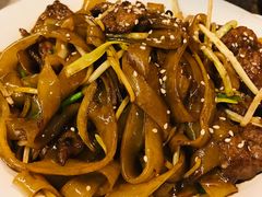 招牌干炒牛河-新大咀港式茶餐厅(宝山万达店)