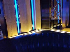 -温莎KTV(珠江路店)