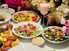-ins森林童话餐厅coffee&bistro