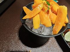 -曼听小寨海鲜烧烤·大连辣炒大王(盖州街店)