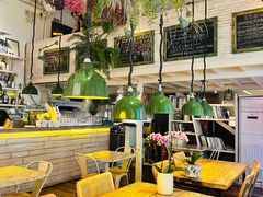 -北平花园·MUA摩造汉堡·北平咖啡(南锣鼓巷胡同店)