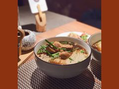 咕鸪排骨酥面-十面春风·江南面馆(崇宁路店)