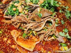 -张翻越·川渝冒菜·武汉黑鸭煲(城北万象城店)