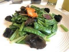 -八府香鸭·啫啫煲(华山路店)