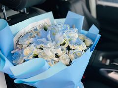 -天津波士信达奔驰4S店(卫津南路店)