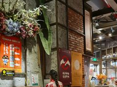 -玛格萝妮(汇智国际商业中心店)