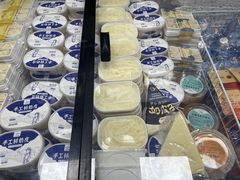 -正飞鲜奶(吐鲁番路店)
