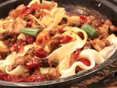 特色吊锅鸡-巴依老爷新疆美食(魏公村店)
