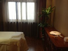 -菩提慧宾养生堂(梦幻亮点世界公园店)