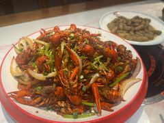 -乡土黄·鲜牛肉火锅·小龙虾(兴业街店)