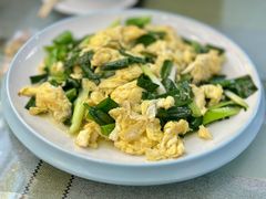 笨鸡蛋炒小葱-百花渔村