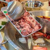 特色羊肉 选用的是内蒙5～6月的羔羊肉，食材很新鲜