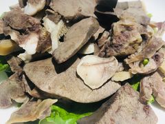 -茸梅路右拐龙虾-农家菜(松江店)