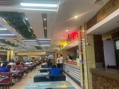 大堂-红鼻子桂林米粉(金唐新光界店)