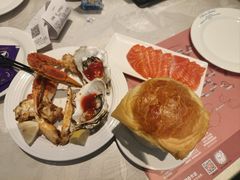 -四海一家自助餐(益田假日广场店)