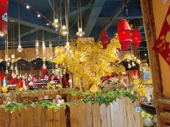 -老滇山寨•云南特色菜•地方菜•民族风情歌舞表演(金碧店)