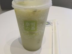 -奈雪的茶(大悦城店)
