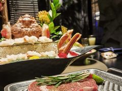 -蟹犇前•帝王蟹雪蟹(陆家嘴店)