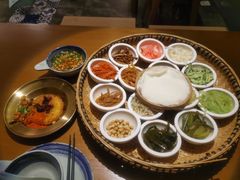 -包整·丝娃娃(一览甲秀楼风景店)