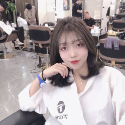 -AYO SALON