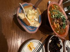 -云海肴·汽锅鸡·云南代表菜(天山百盛优客店)