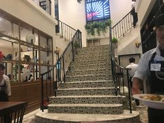 -The Dishes Seafood & Restaurant