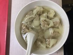-周震馄饨
