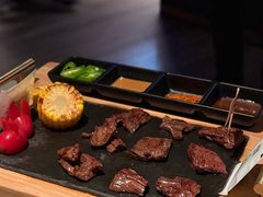 -左庭右院鲜牛肉火锅黑金店(陆家嘴中心店)