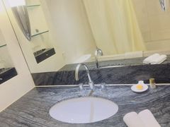 -上海新锦江大酒店
