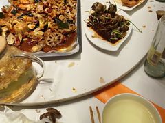 -嗨辣小聚·盘锦河蟹·海鲜烧烤龙虾(盘锦十年好店)