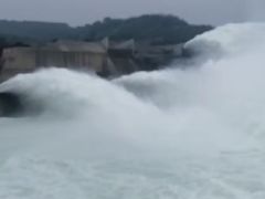 -黄河小浪底水利枢纽风景区