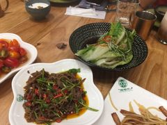-塔哈尔·新疆盛宴(城西银泰店)