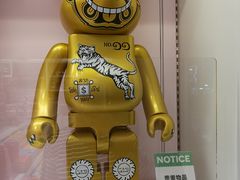 -泡泡玛特POPMART(蓝色港湾店)