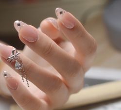 -Rena nail 美甲美睫私人定制