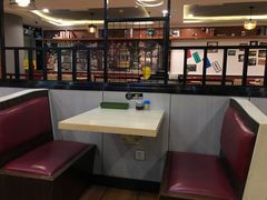 -九龙湾茶餐厅(东门店)