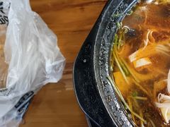 -丽虹云南过桥米线(兴工街店)
