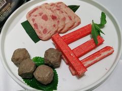 -红鼎豆捞·非遗鲍皇汤火锅(宝丰路店)