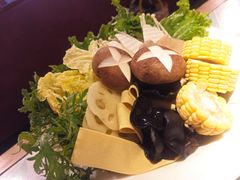 -花田煮鲜牛肉火锅(钟楼众汇店)