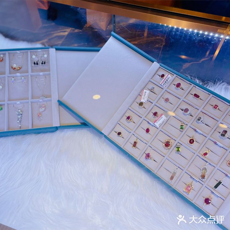 西安最大最全中古店｜1元鉴定 1元腕表清洗[胜利]