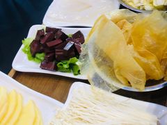 -老北京热气涮羊肉·小龙虾·烤鱼(呼玛路店)