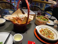 -鸽子侯·家宴·平价海鲜(市图书馆店)