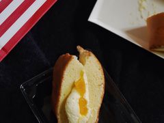 -红宝石·鲜奶小方·海派西点房(南丹店)