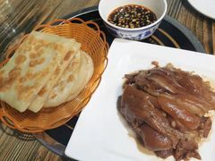 -生活本该如此北京小馆(周庄嘉园店)