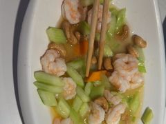 -赶海部落海鲜城(海阳路店)